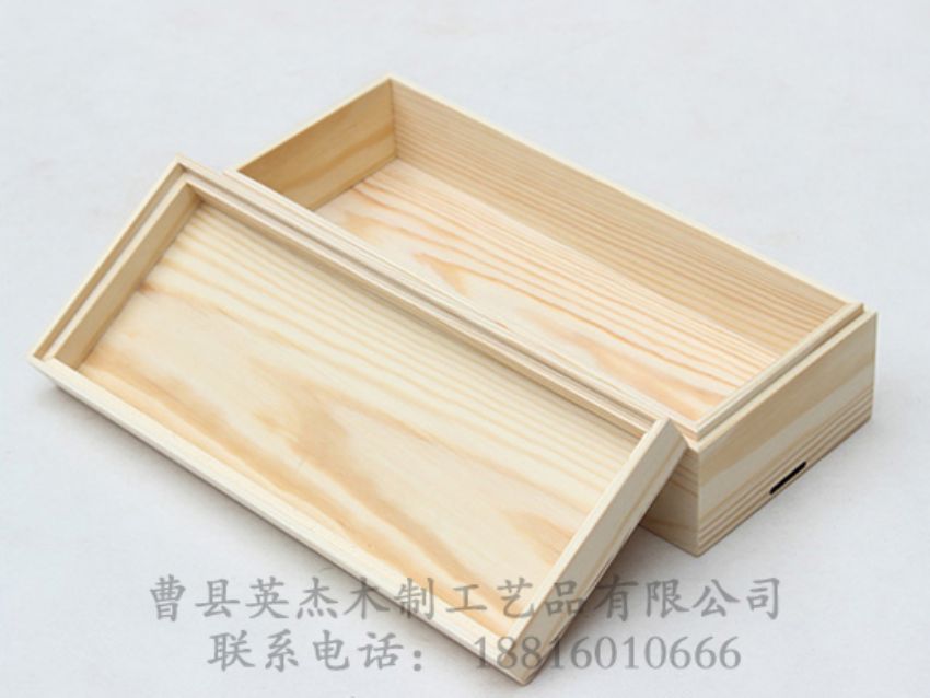 點(diǎn)擊查看詳細(xì)信息<br>標(biāo)題：松木禮品盒可用繩子捆蝴蝶結(jié) 閱讀次數(shù)：1036