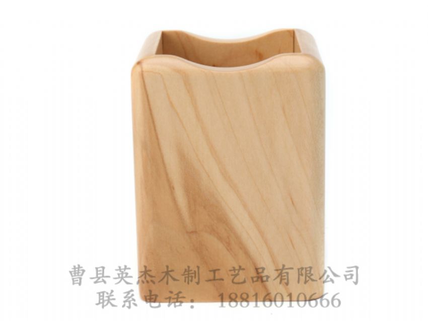 點擊查看詳細信息<br>標題：木制筆筒 閱讀次數(shù)：1027
