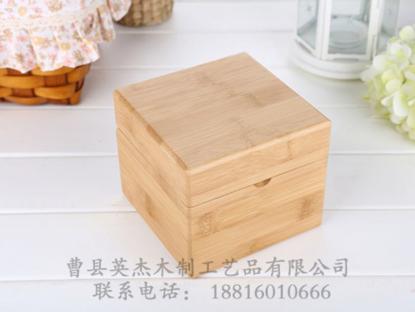 點(diǎn)擊查看詳細(xì)信息<br>標(biāo)題：竹木精油木盒 閱讀次數(shù)：1329
