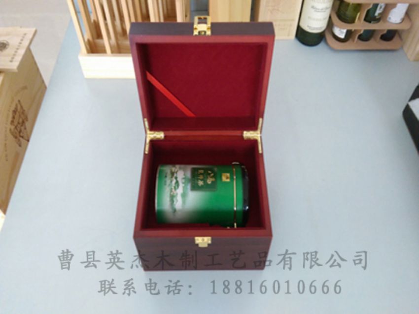 點(diǎn)擊查看詳細(xì)信息<br>標(biāo)題：竹木茶葉盒 閱讀次數(shù)：1079