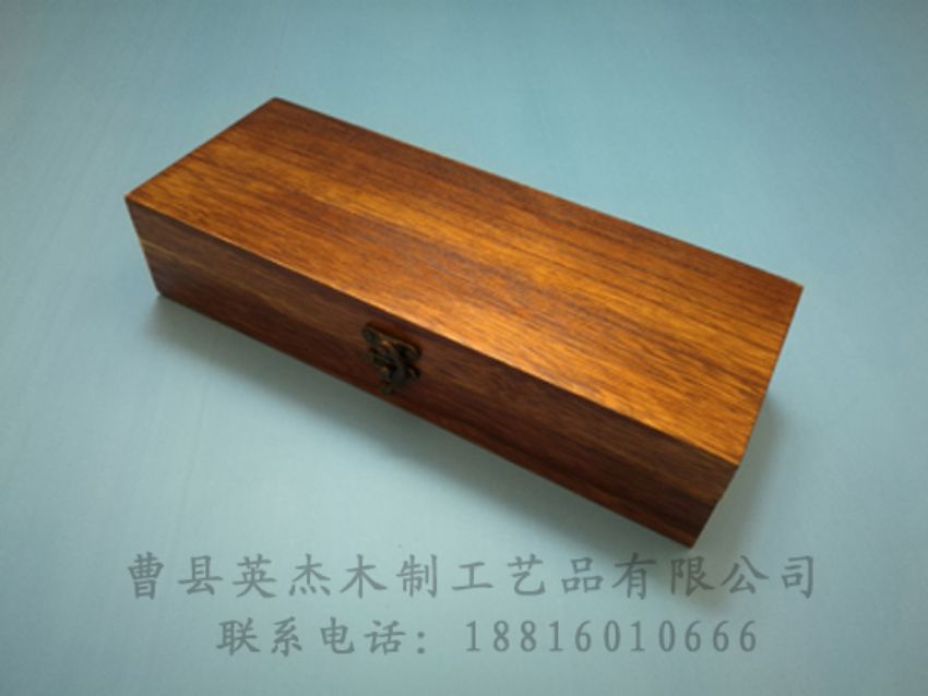 點擊查看詳細信息<br>標題：竹木茶葉盒 閱讀次數(shù)：1150