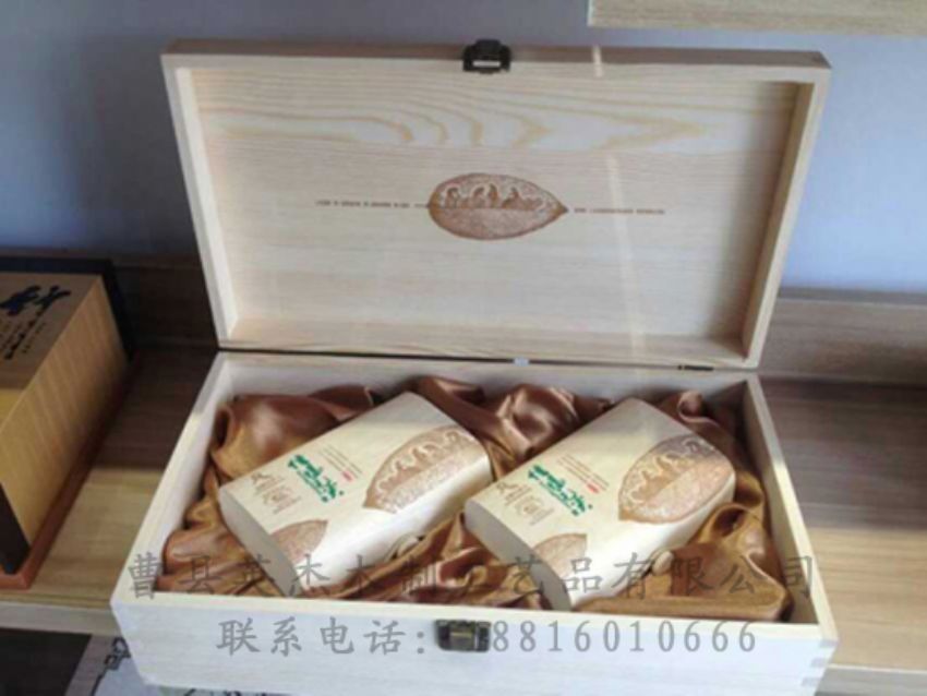 點(diǎn)擊查看詳細(xì)信息<br>標(biāo)題：竹木茶葉盒 閱讀次數(shù)：1081