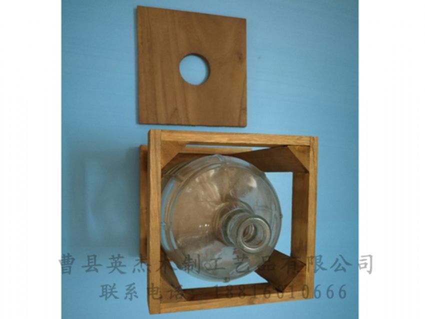 點擊查看詳細(xì)信息<br>標(biāo)題：木制底座  木制杯蓋 閱讀次數(shù)：1121
