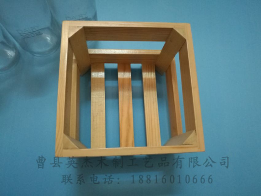 點擊查看詳細(xì)信息<br>標(biāo)題：木制底座  木制杯蓋 閱讀次數(shù)：1113