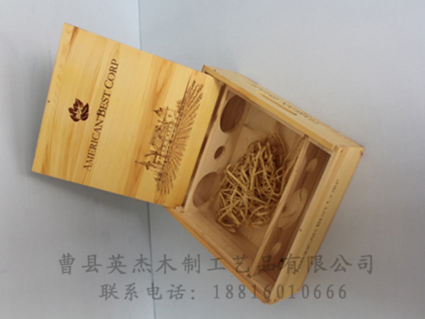點(diǎn)擊查看詳細(xì)信息<br>標(biāo)題：木制紅酒盒 閱讀次數(shù)：1125