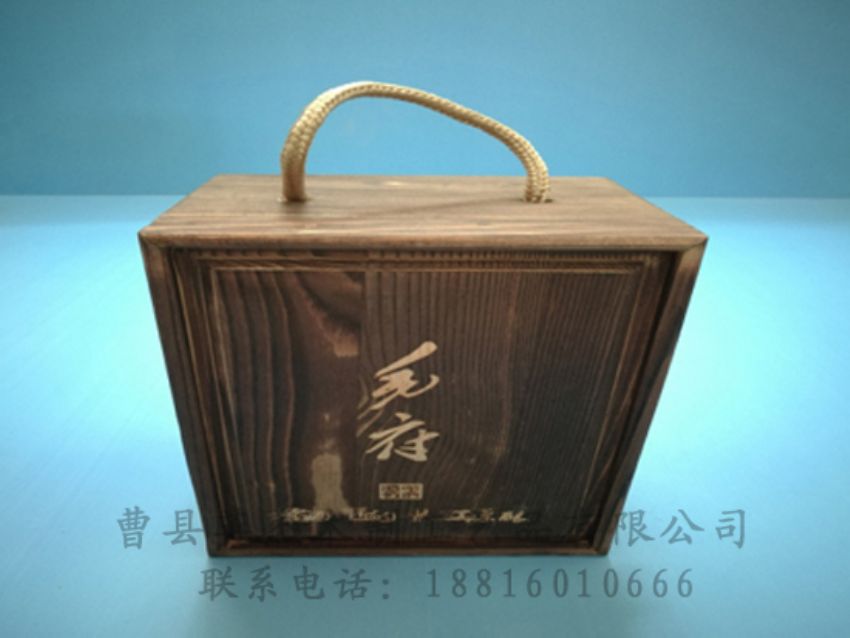 點(diǎn)擊查看詳細(xì)信息<br>標(biāo)題：木制紅酒盒 閱讀次數(shù)：1134