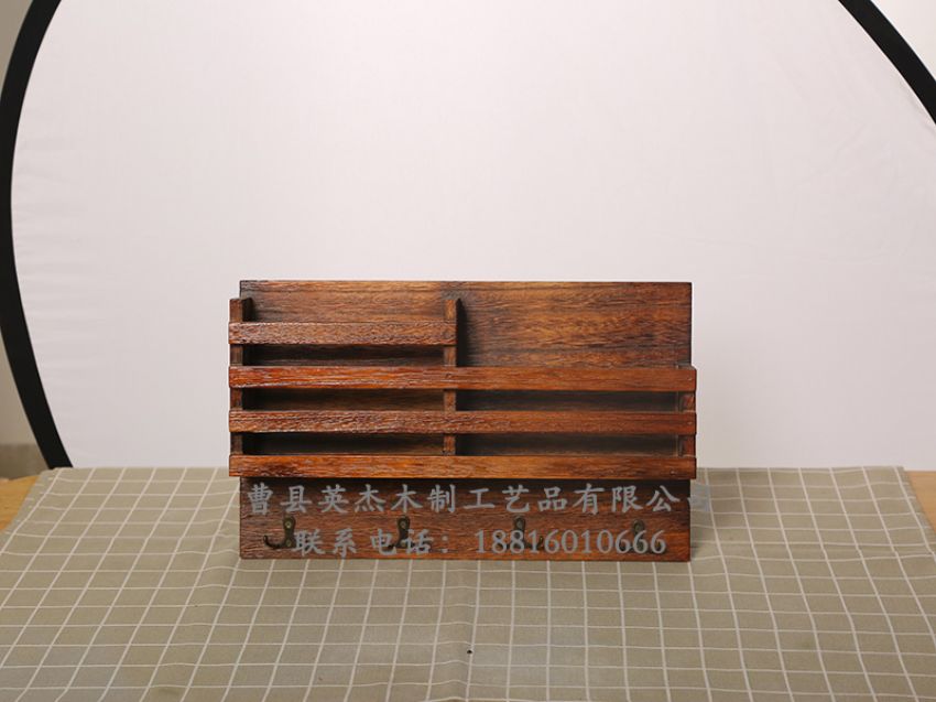 點(diǎn)擊查看詳細(xì)信息<br>標(biāo)題：掛墻木架 閱讀次數(shù)：576